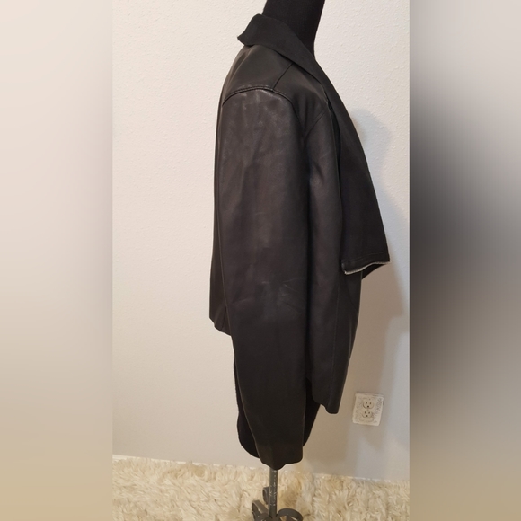 Faux leather jacket - Picture 3 of 6